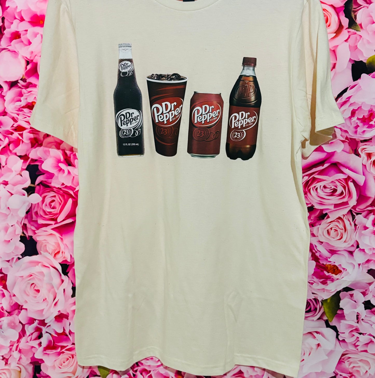 DP ON WHITE SOFT STYLE GILDAN TEE